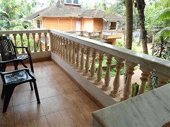 Hotel Albenjoh Calangute