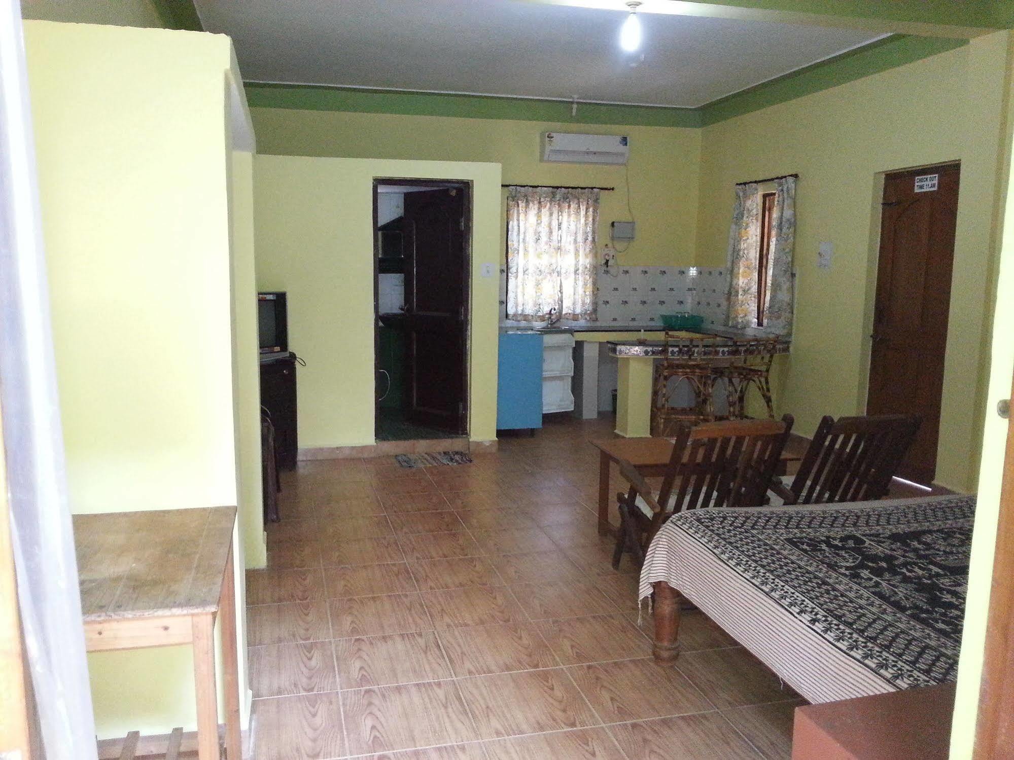 Albenjoh Calangute